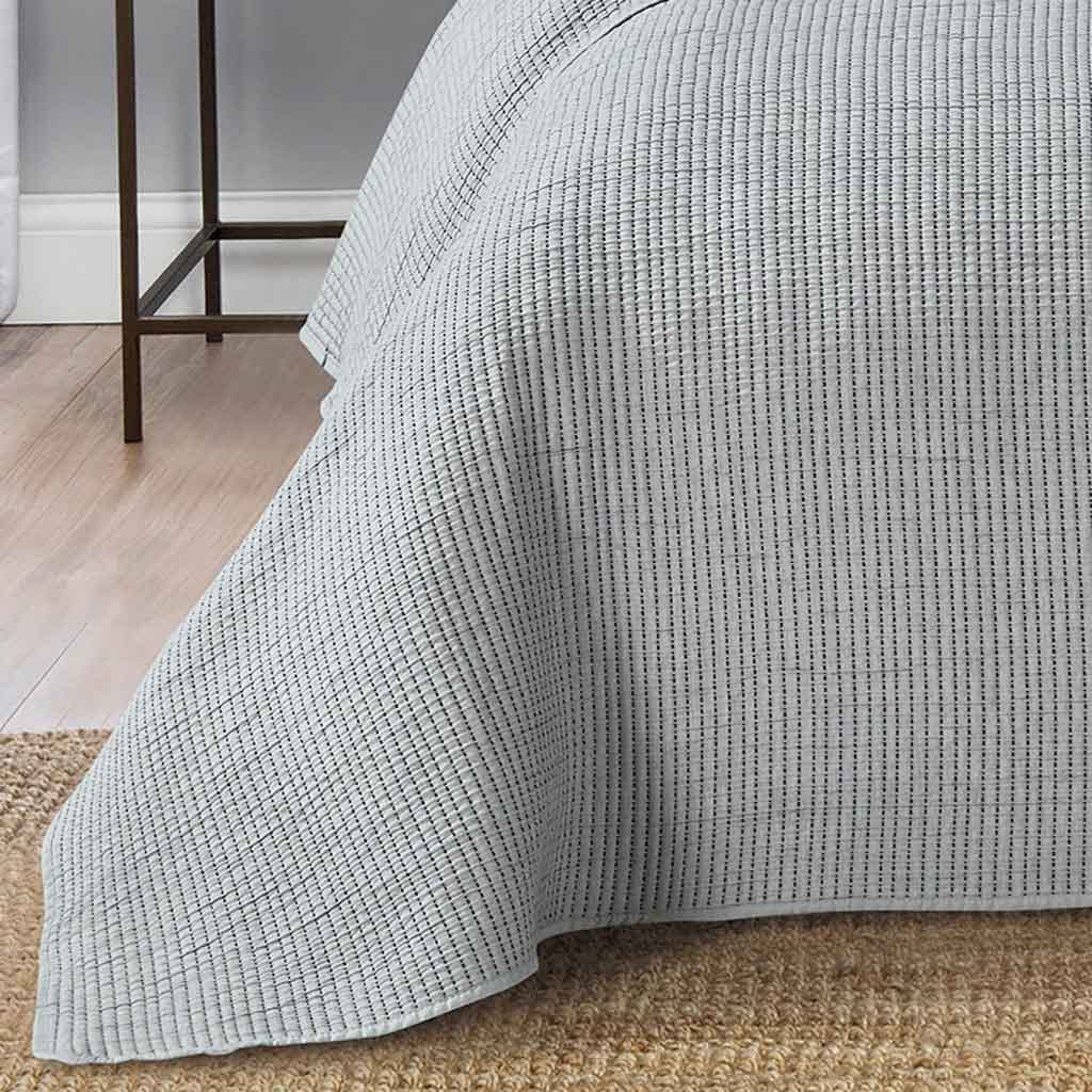 Cubrecama King Gris Con Costuras