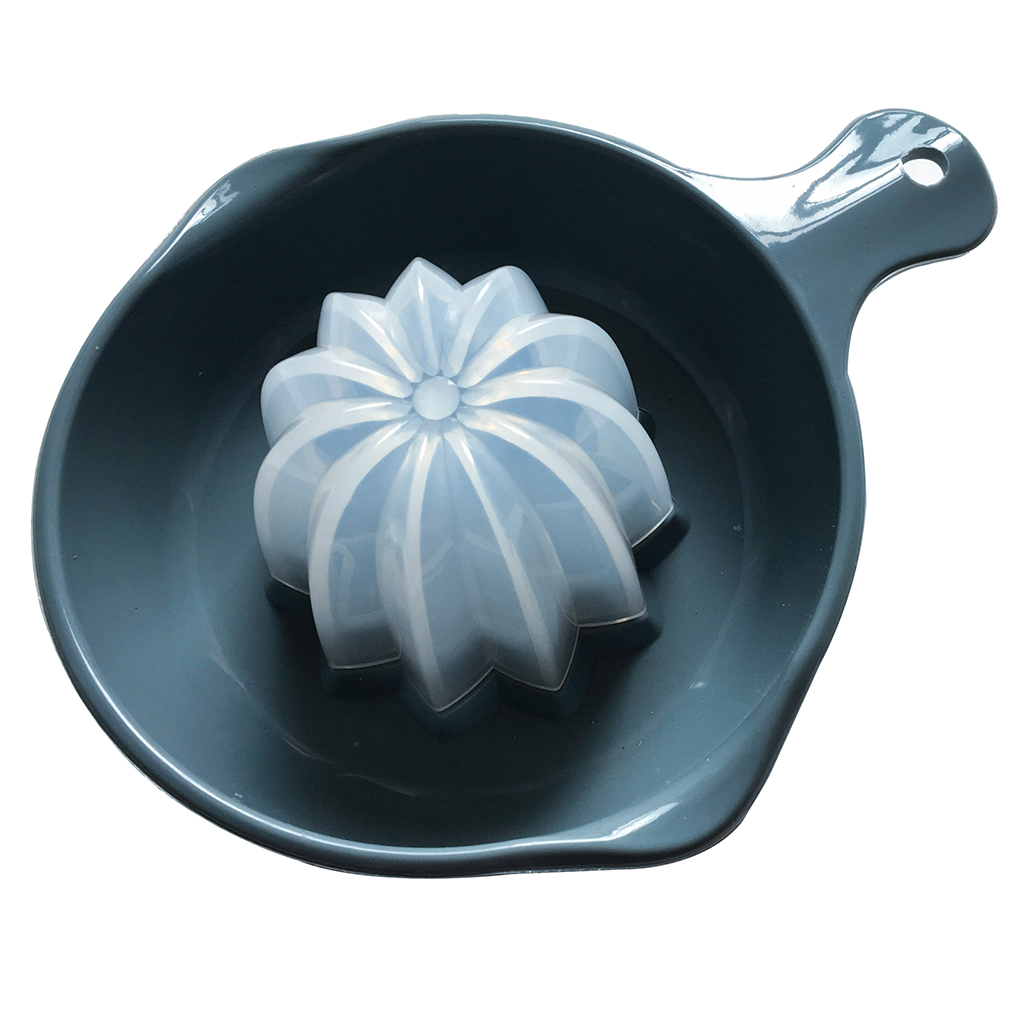 Exprimidor de silicona gris