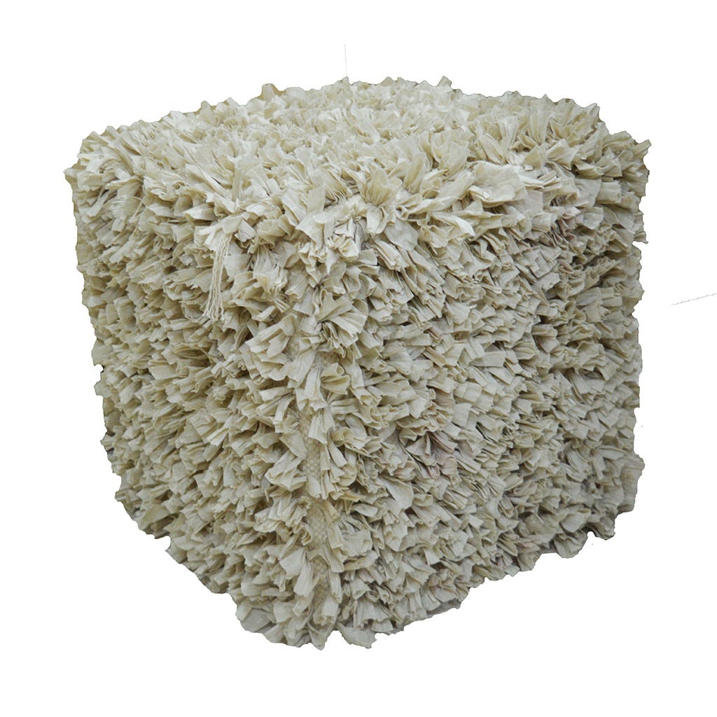 Puff cuadrado decorativo beige